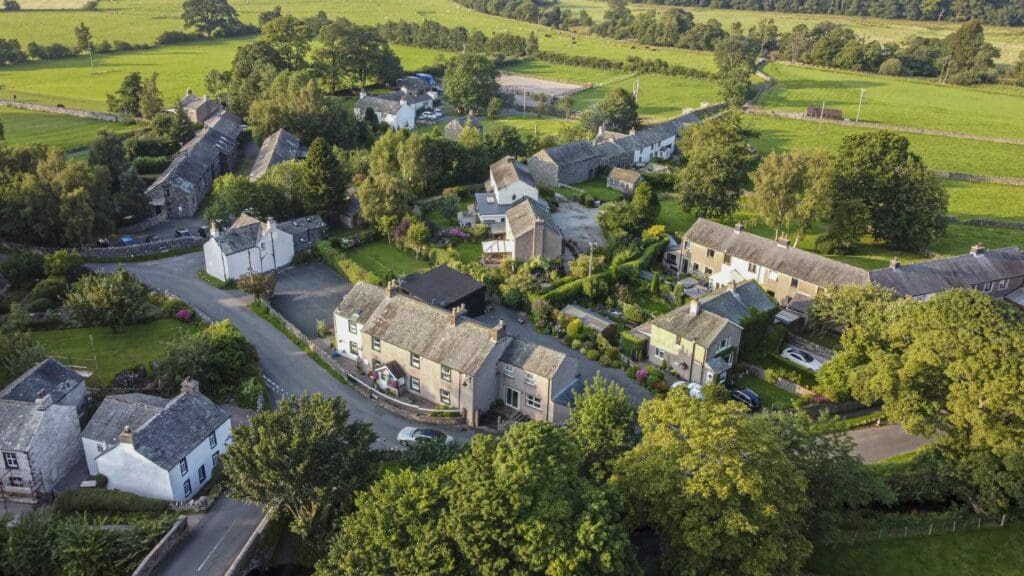 Recent poll shows 9 in 10 rural homes believe plans to end fossil fuel heating installations will unfairly impact them.