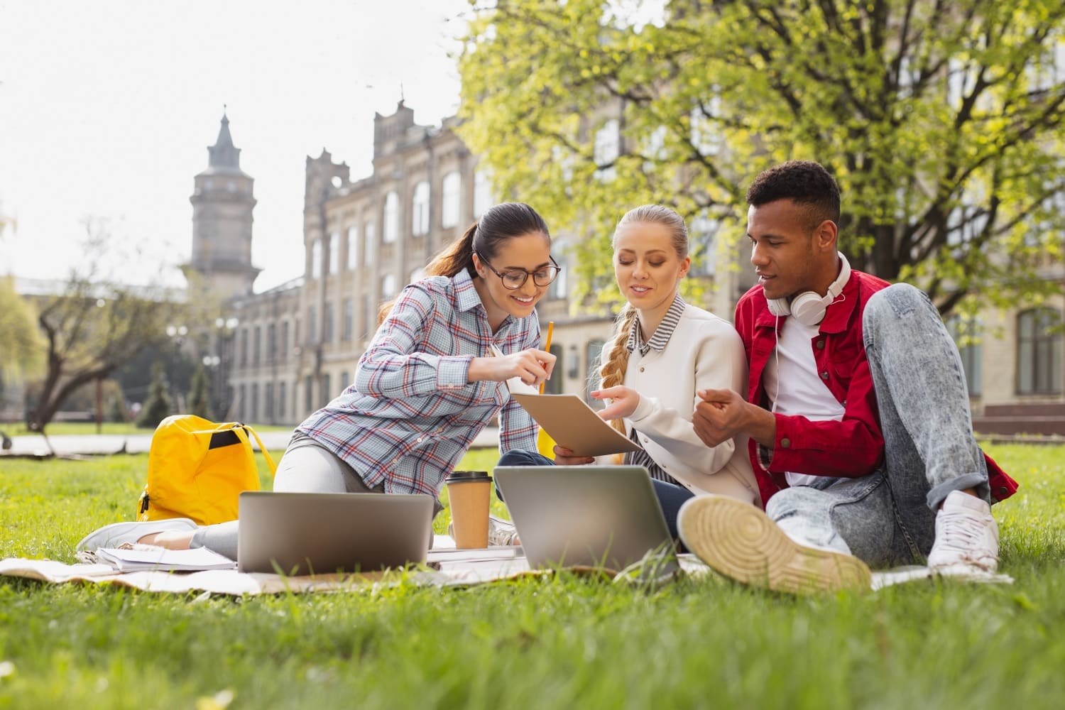 Worcester Bosch steps in to help cash-strapped students live their best life